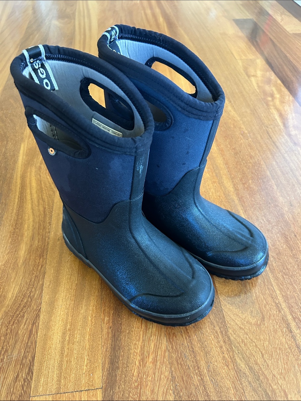 Kids Bogs Waterproof Black Rain Boots with Easy-Pull Handles